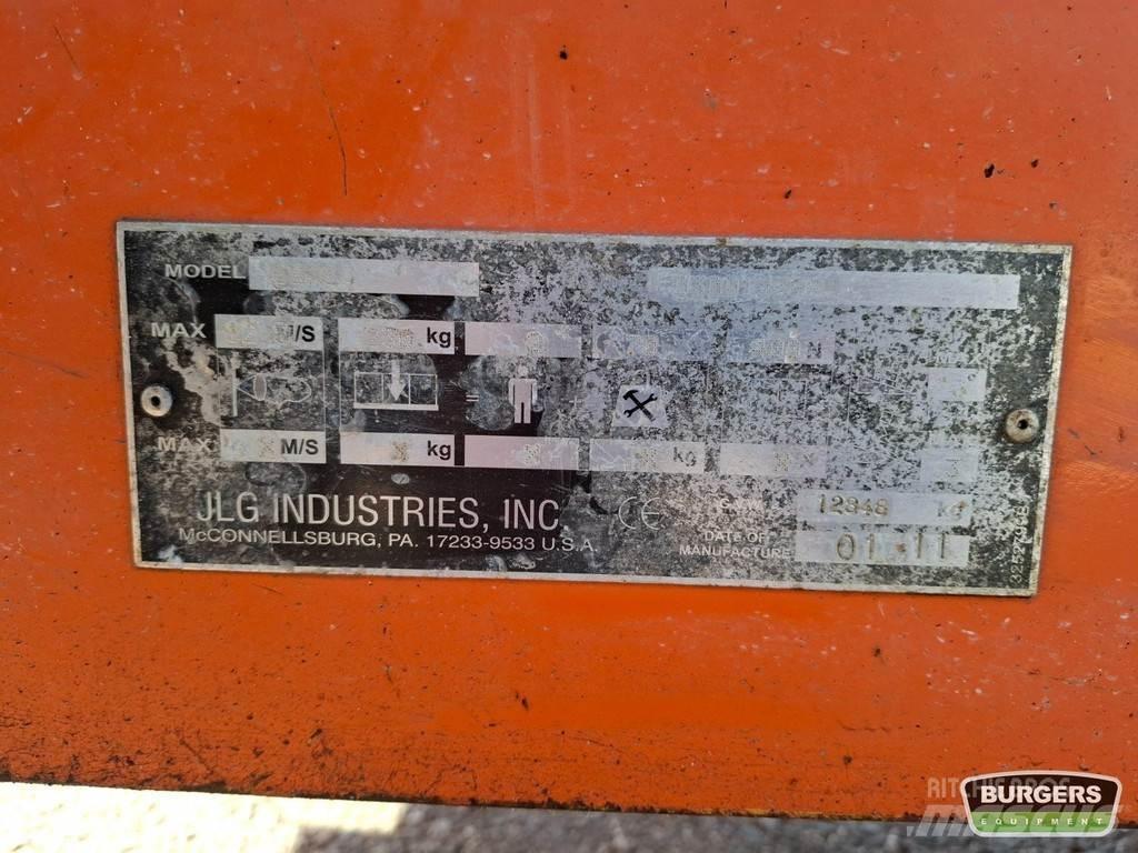 JLG 660SJ Telescopic boom lifts