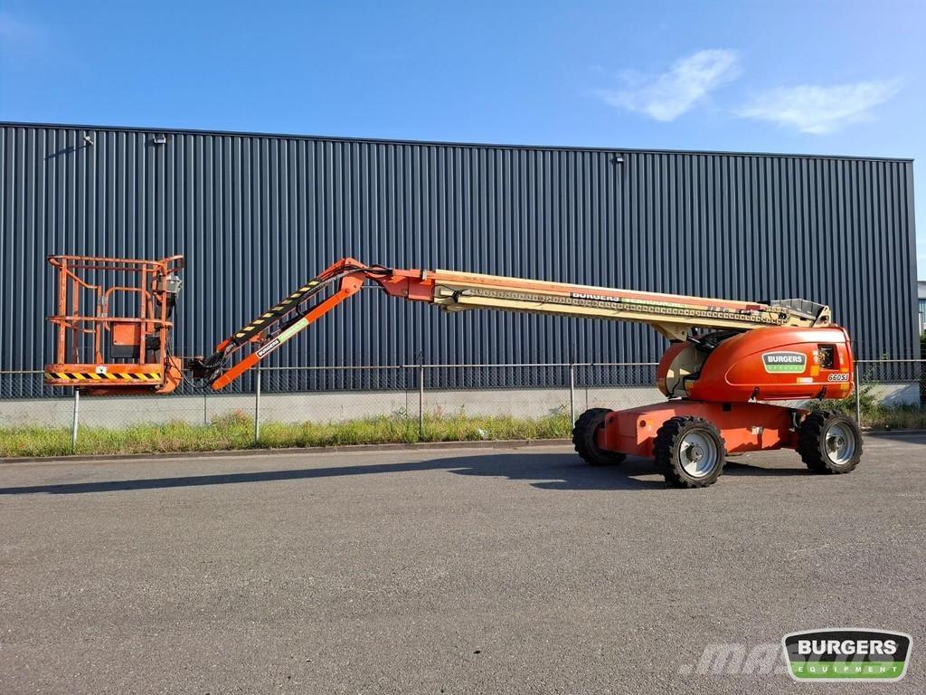 JLG 660SJ Telescopic boom lifts