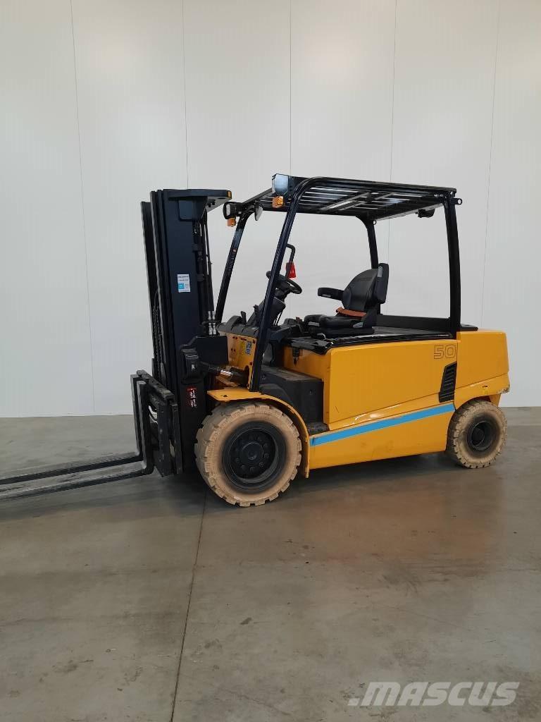 Hyundai HX50 Electric forklift trucks
