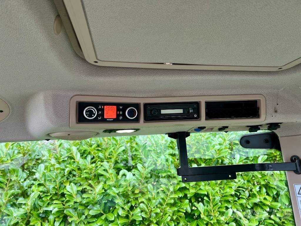 Fendt 724 S4 Profi Tractors