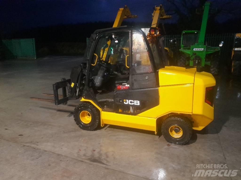 JCB TLT 35 Diesel trucks