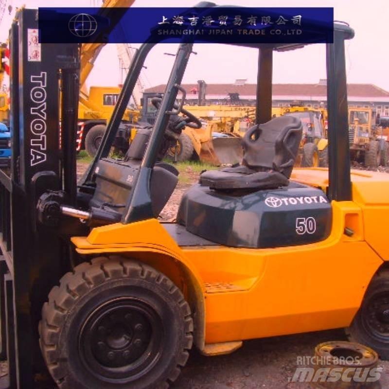 Toyota 5 FB Diesel trucks