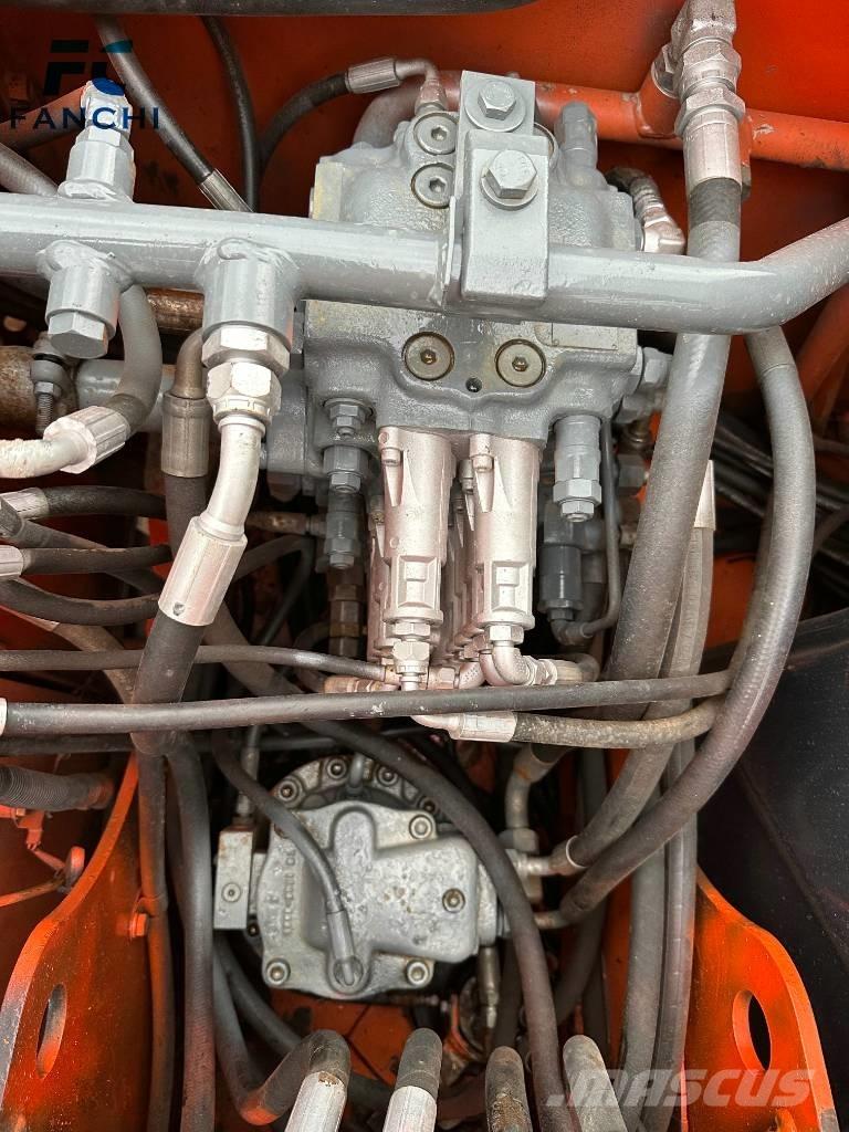 Hitachi ZX 70 Crawler excavators