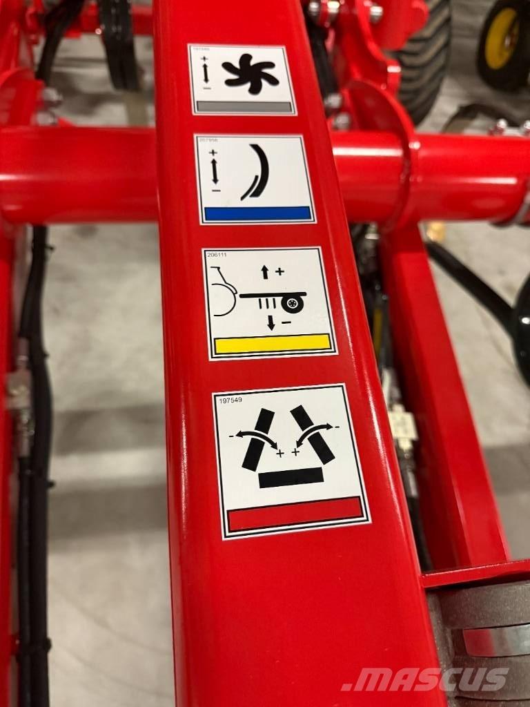 Väderstad Swift 560 Cultivators