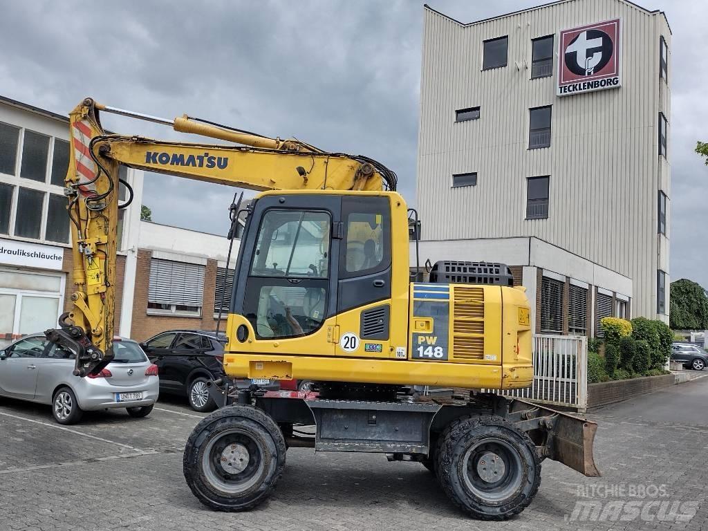 Komatsu PW 148-8 Wheeled excavators