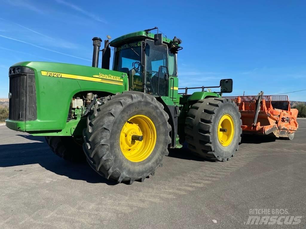 John Deere 9320 Tractors