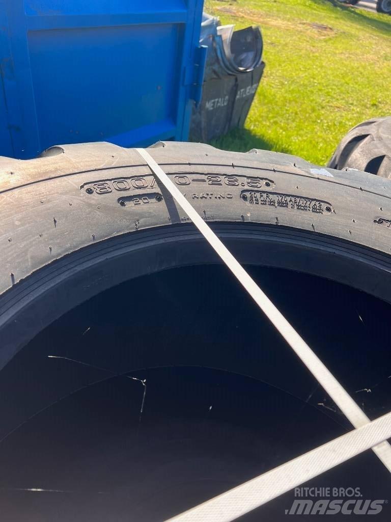 Tianli 800/40-26,5 Tyres, wheels and rims