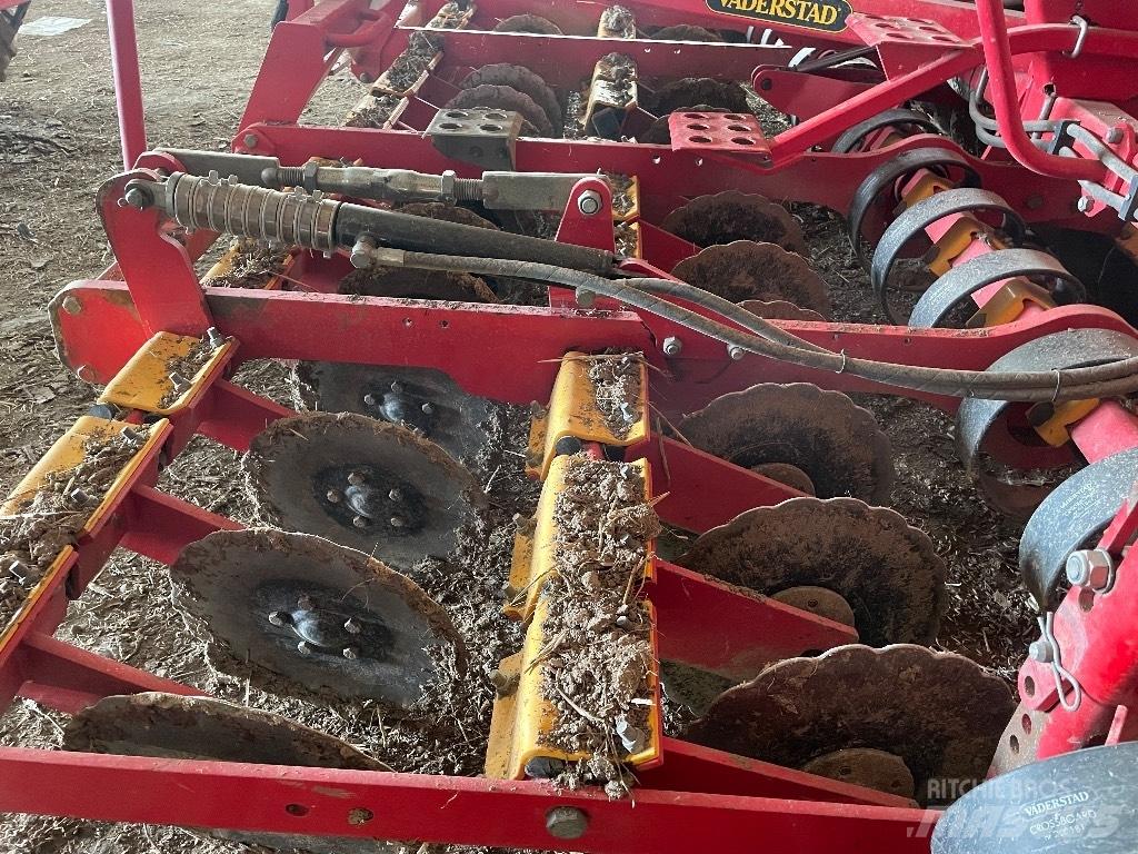 Väderstad Rapid400C Drills