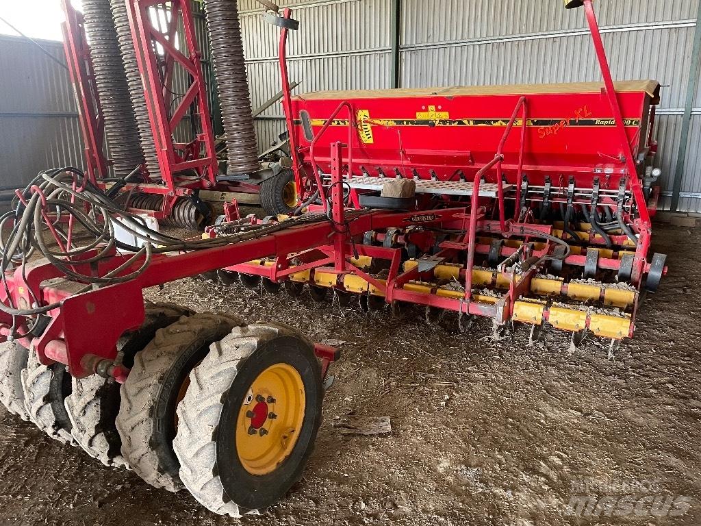 Väderstad Rapid400C Drills