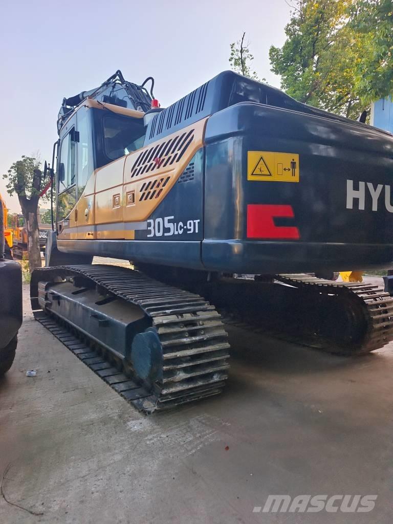 Hyundai 305 LC -9T Crawler excavators