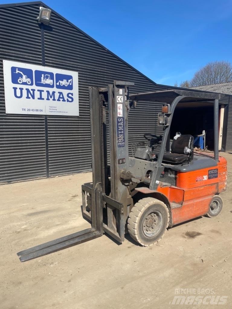 Heli CD30 Electric forklift trucks