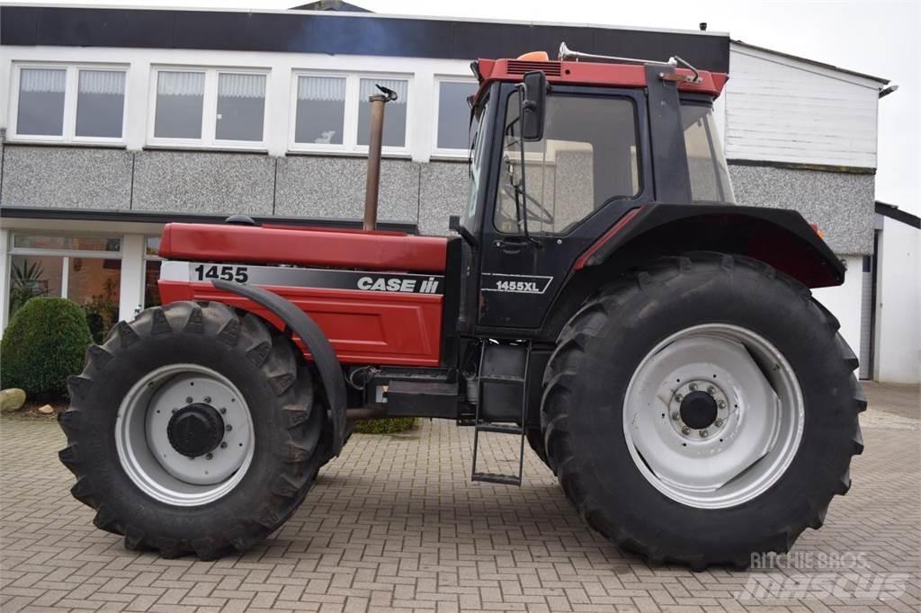 Case IH 1455 XL A Tractors