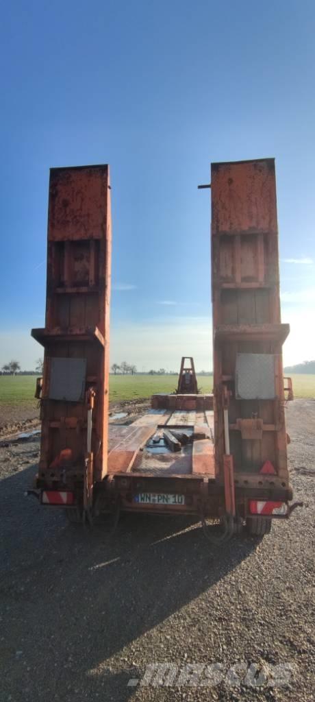 Fliegl DTS 240 Low loaders