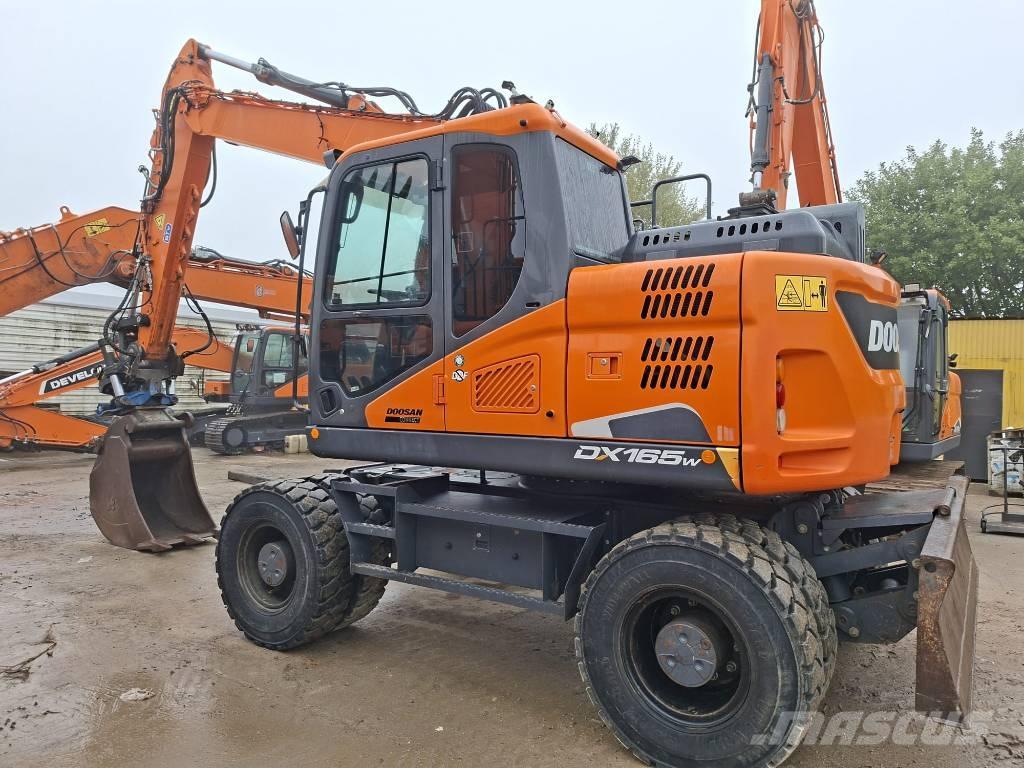 Doosan DX 165 W-5 Wheeled excavators