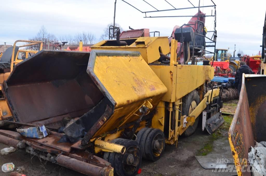 Demag DF 100 P Asphalt pavers