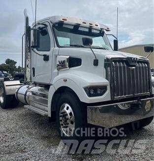 Western Star 47X Prime Movers