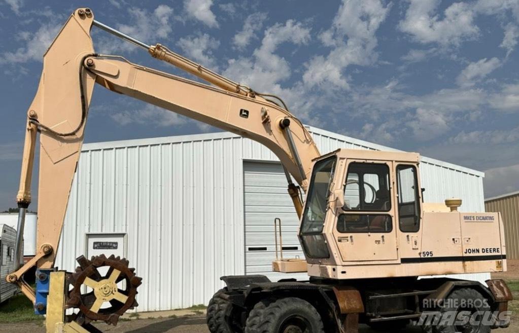 John Deere 595 Wheeled excavators