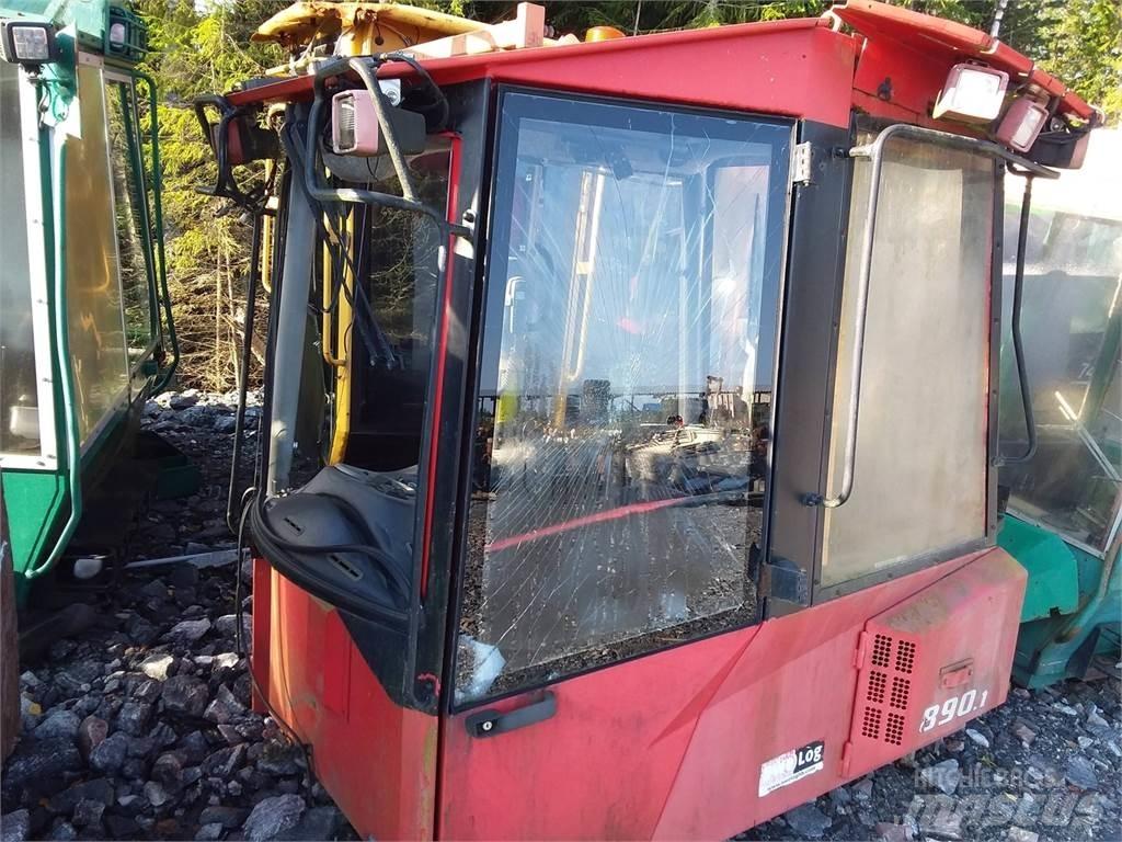 Valmet 890.1 Cabins and interior
