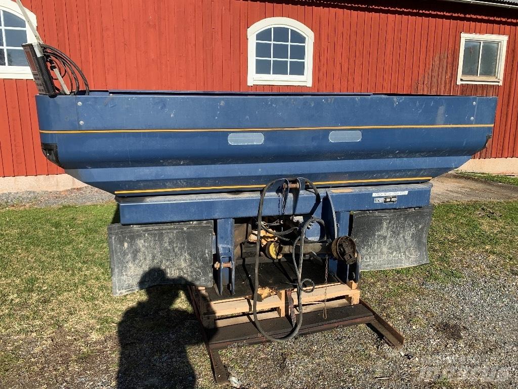 Bogballe M2 Mineral spreaders