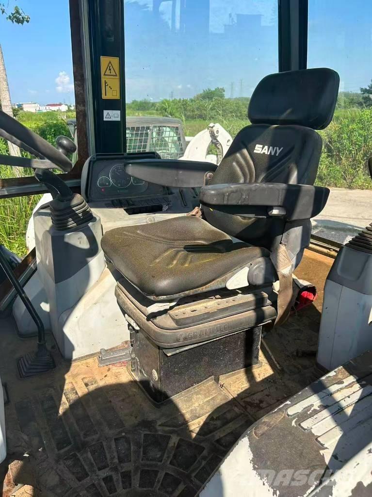 Sany BL 70 C Backhoe