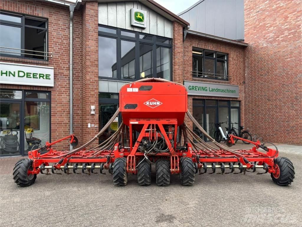 Kuhn Megant 600 Farm machinery