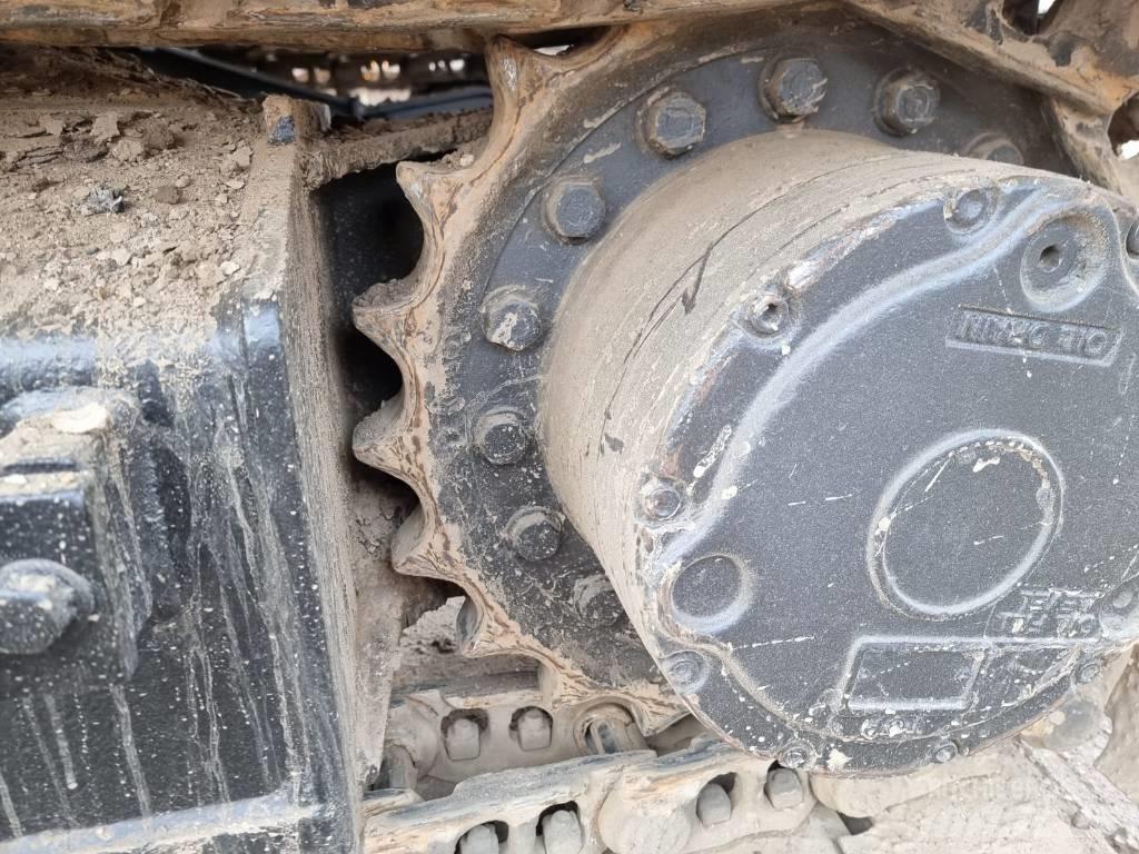 JCB JS 130 LC Crawler excavators