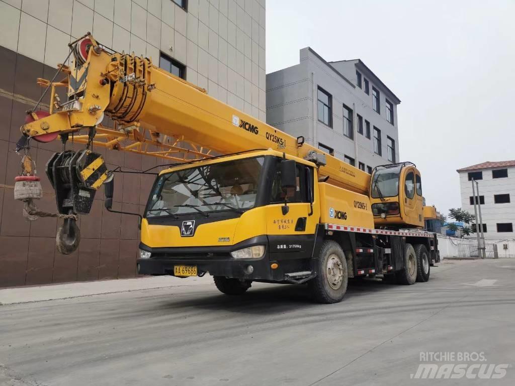XCMG QY 25 K All terrain cranes
