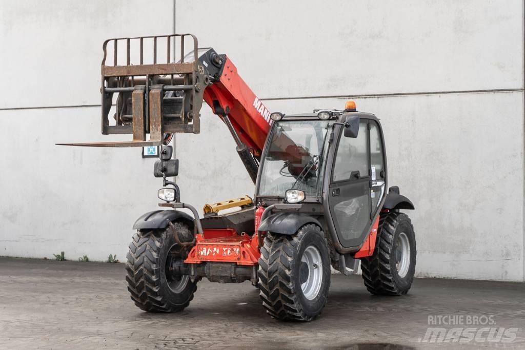 Manitou MLT 627 Telescopic handlers