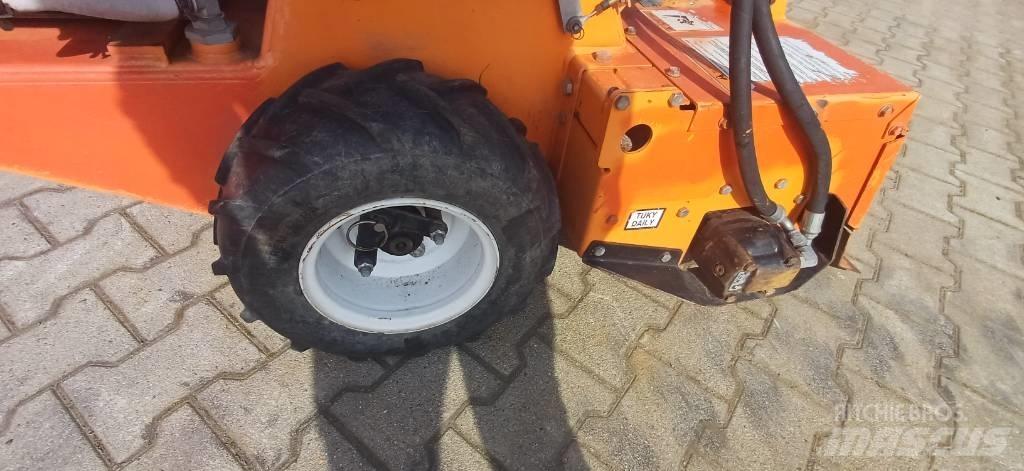 Barreto E1620B Other groundscare machines