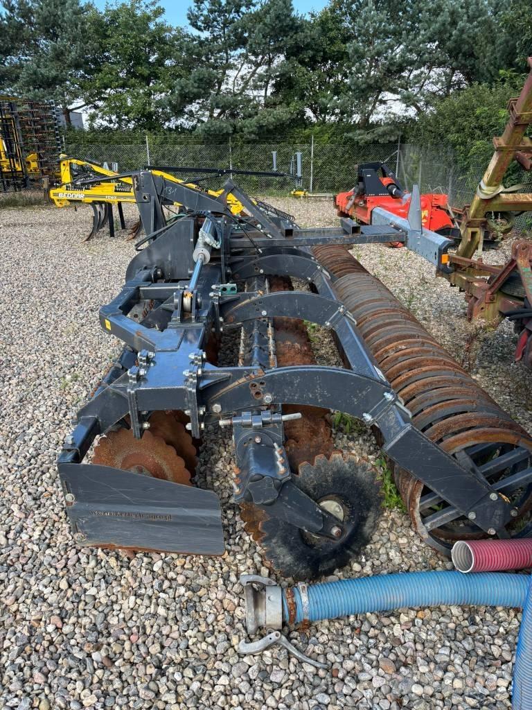 Inter-Tech  6 meter Disc harrows