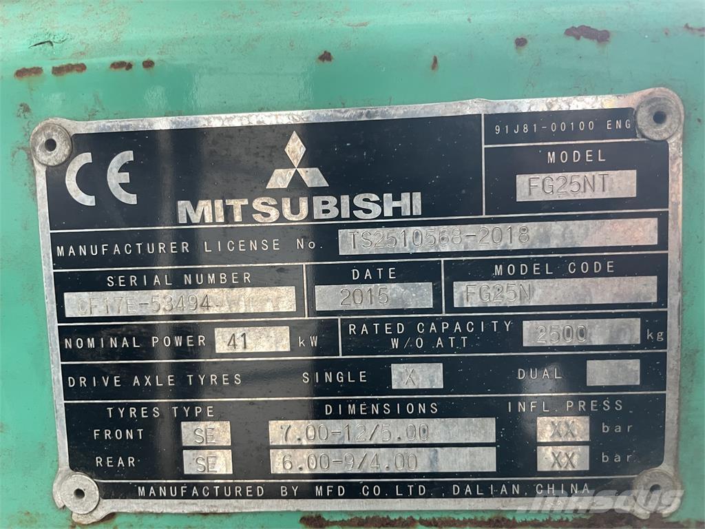 Mitsubishi FG25T LPG trucks