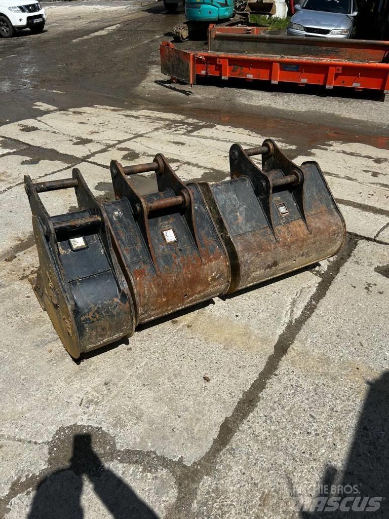 Doosan DX 85 R Mini excavators  7t - 12t