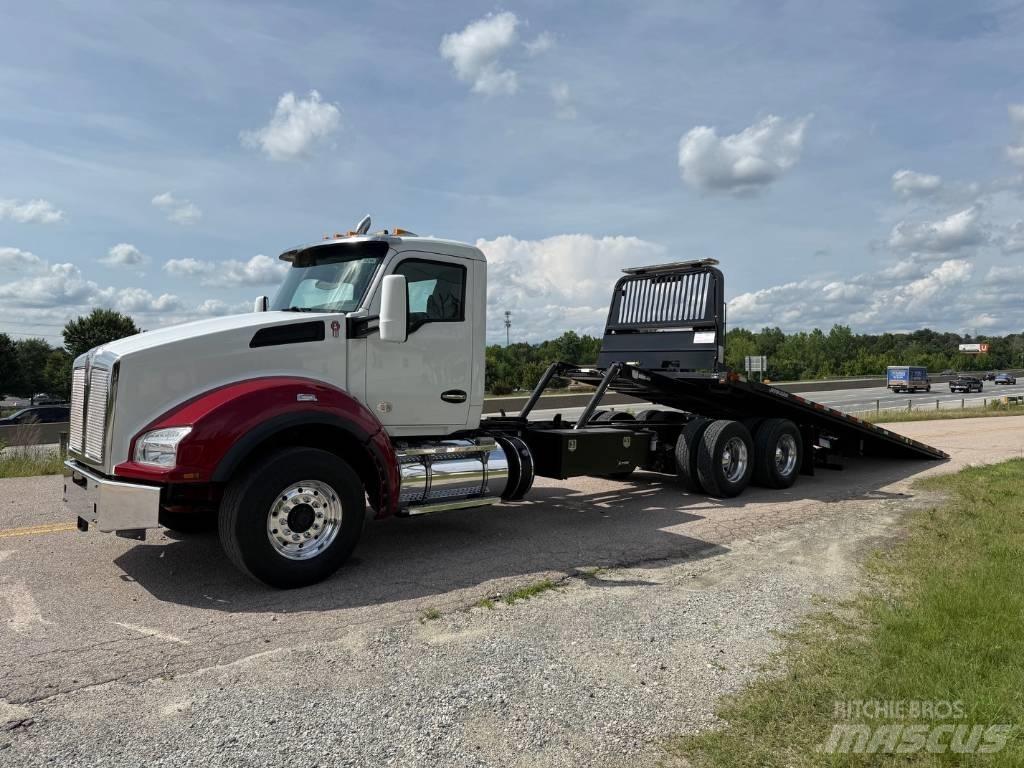 Kenworth T880 Recovery vehicles