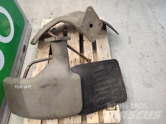 Atlas AR 65 fender Cabins and interior