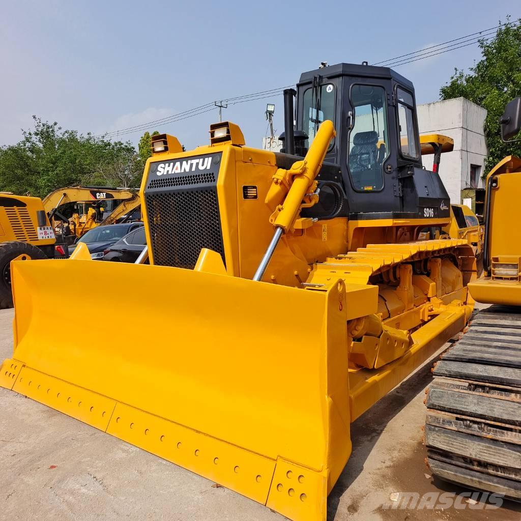Shantui SD 16 Crawler dozers