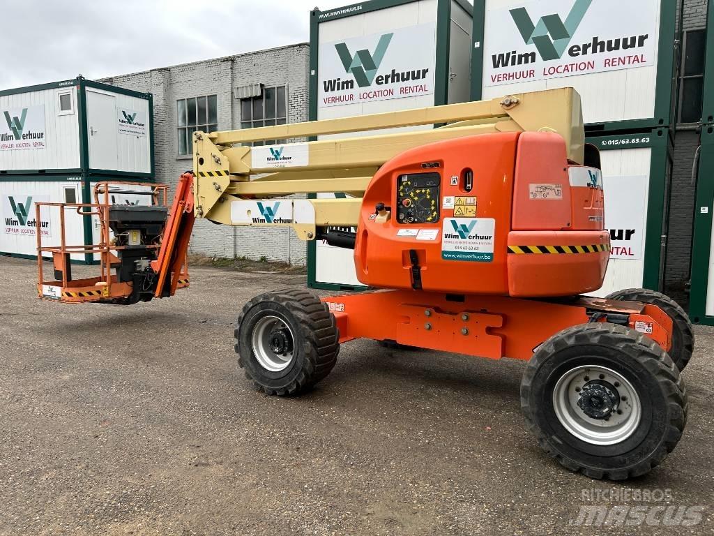 JLG 450 AJ Articulated boom lifts