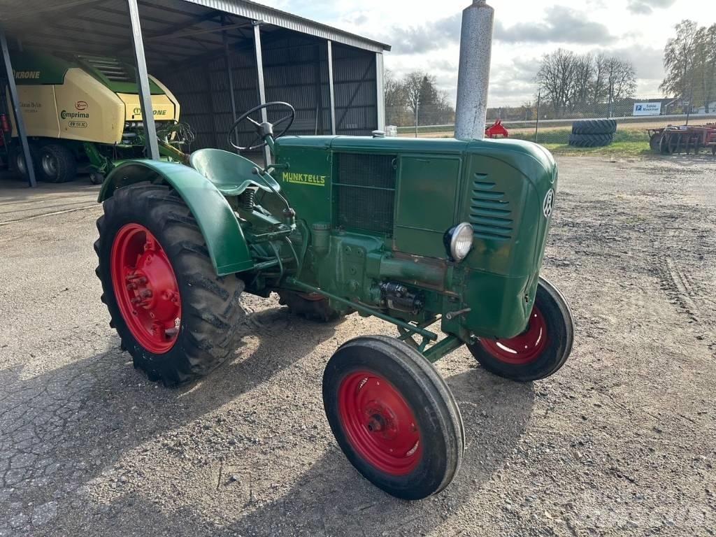 Bolinder-Munktell 10 Tractors