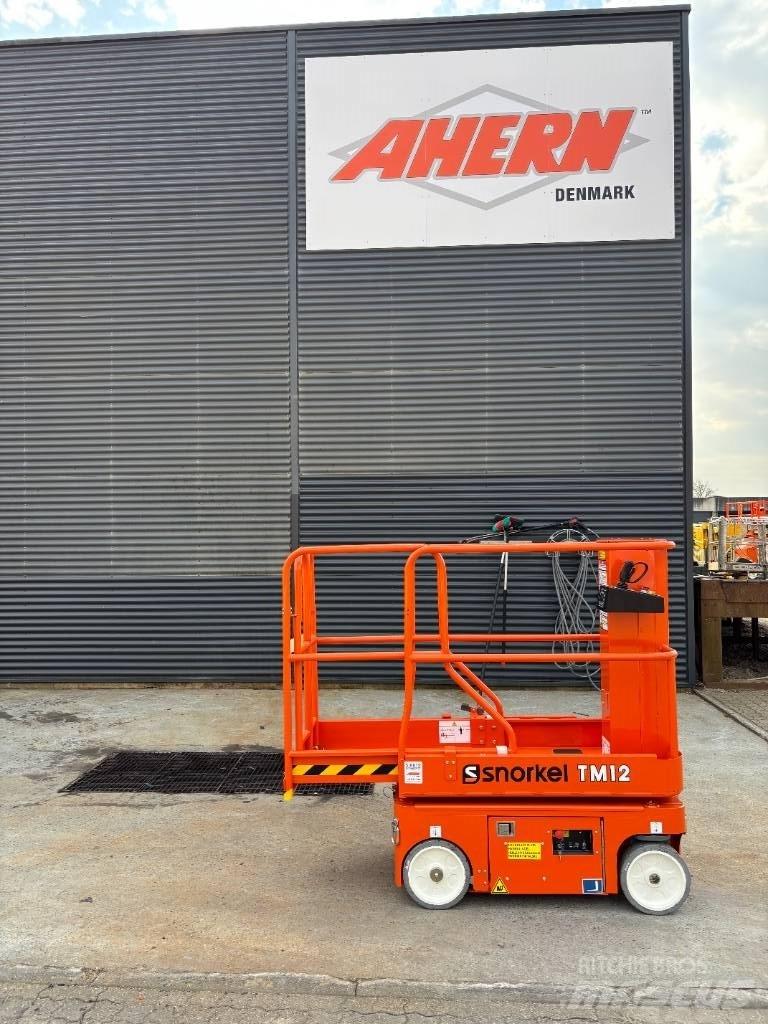 Snorkel TM 12 Used Personnel lifts and access elevators