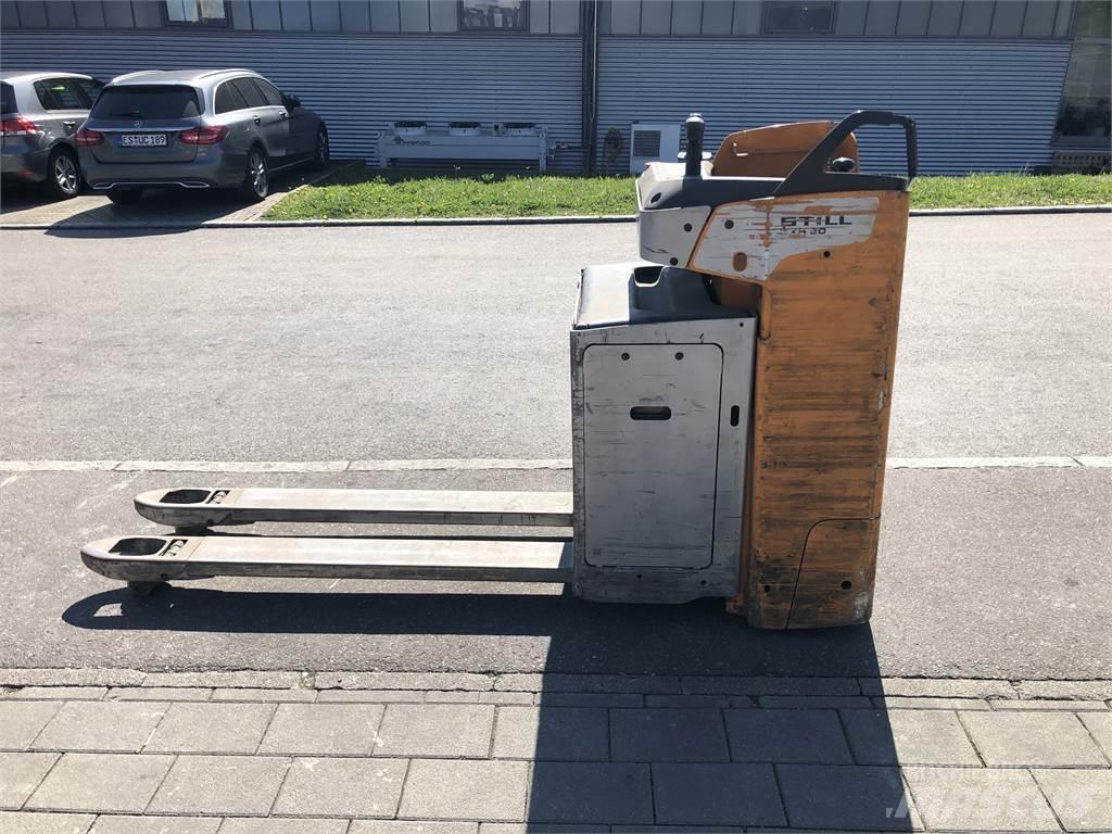 Still SXH 20 Low lifter