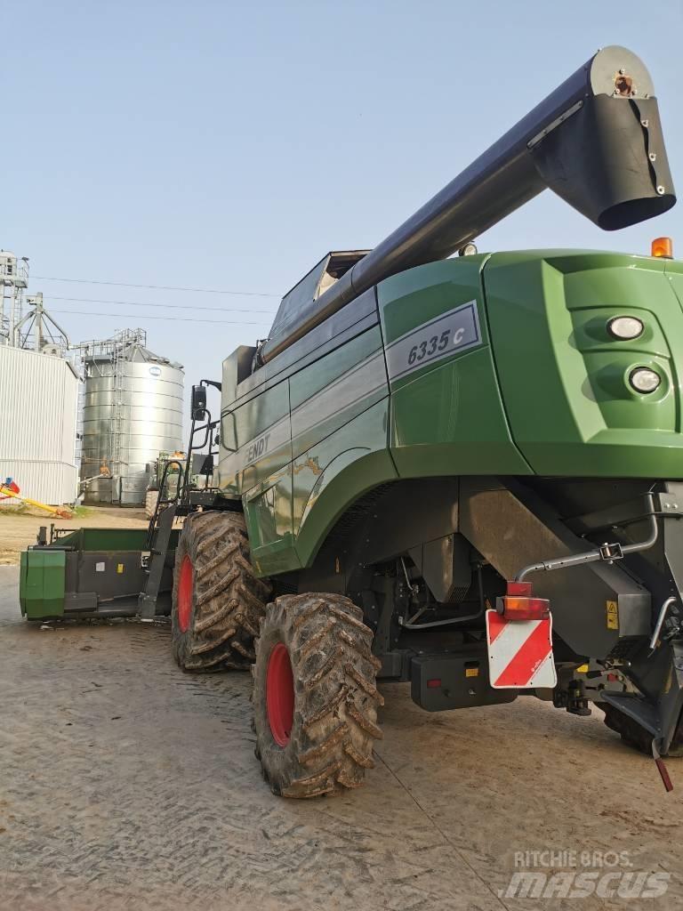 Fendt 6335 Combine harvesters