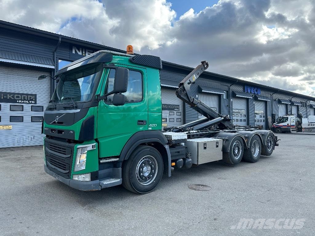 Volvo FM 420 8x2/4 Hook lift trucks