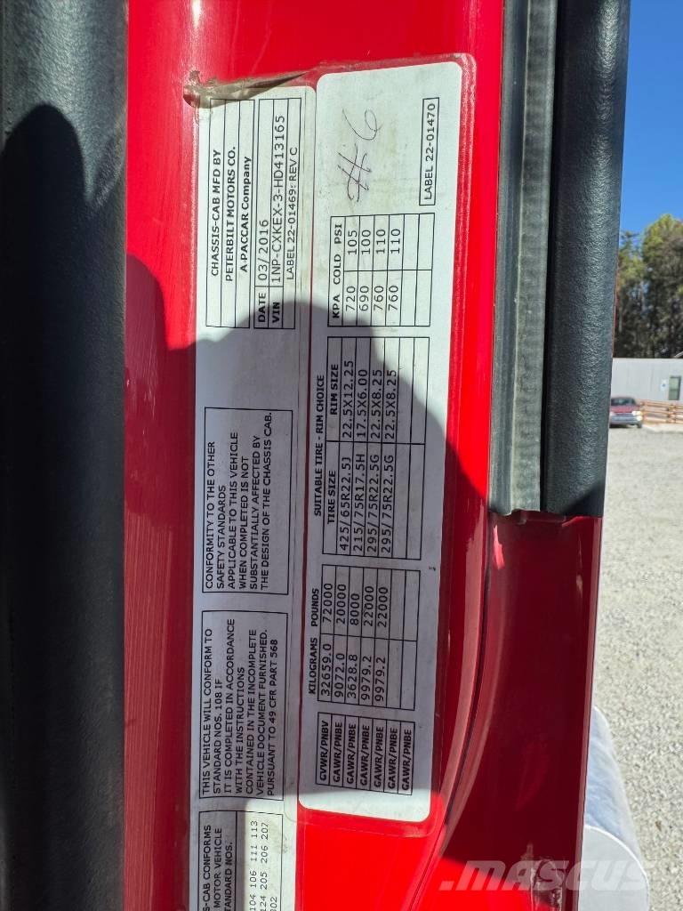 Peterbilt 567 Tipper trucks