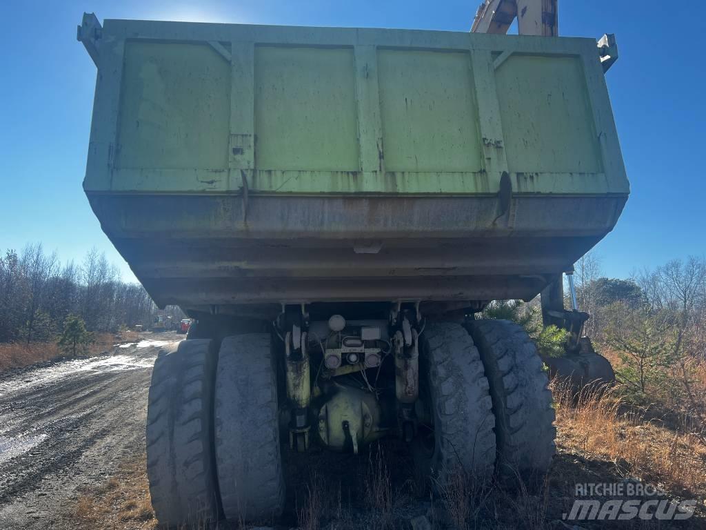 Euclid R35 301 TD Water bowser