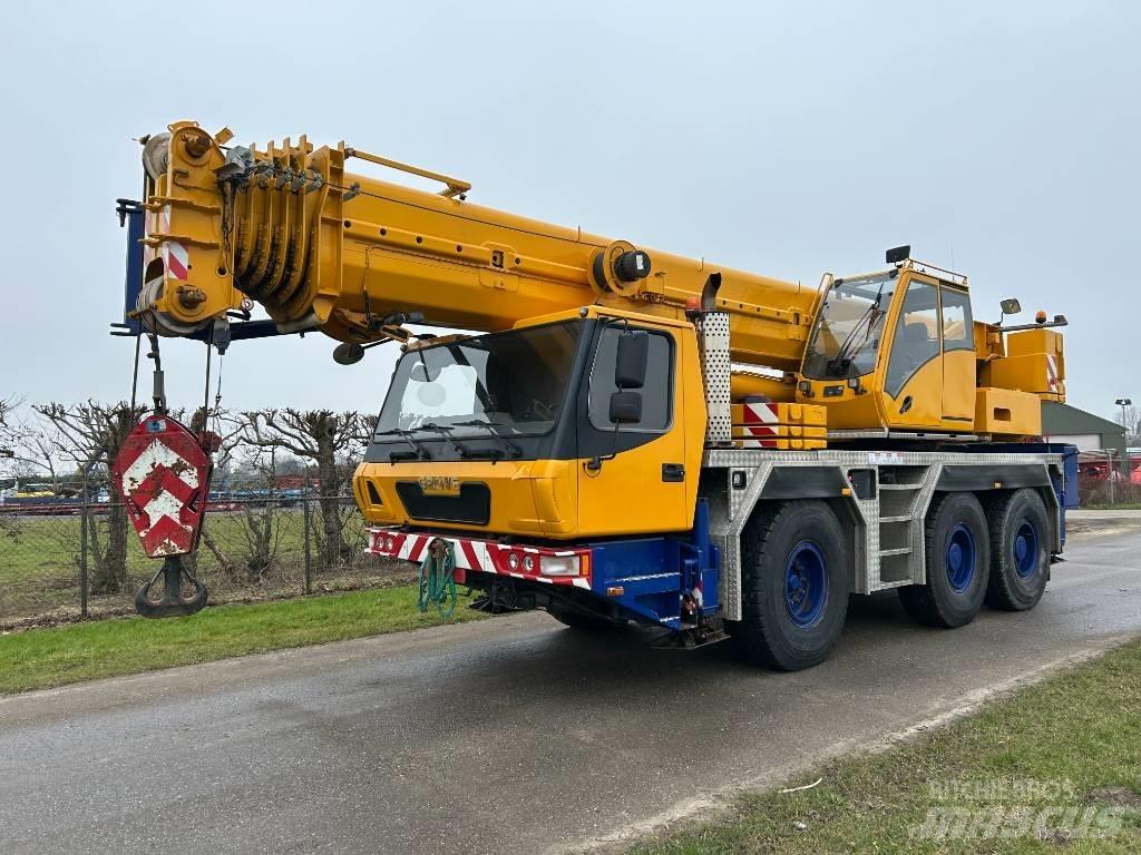 Grove GMK 3055 All terrain cranes