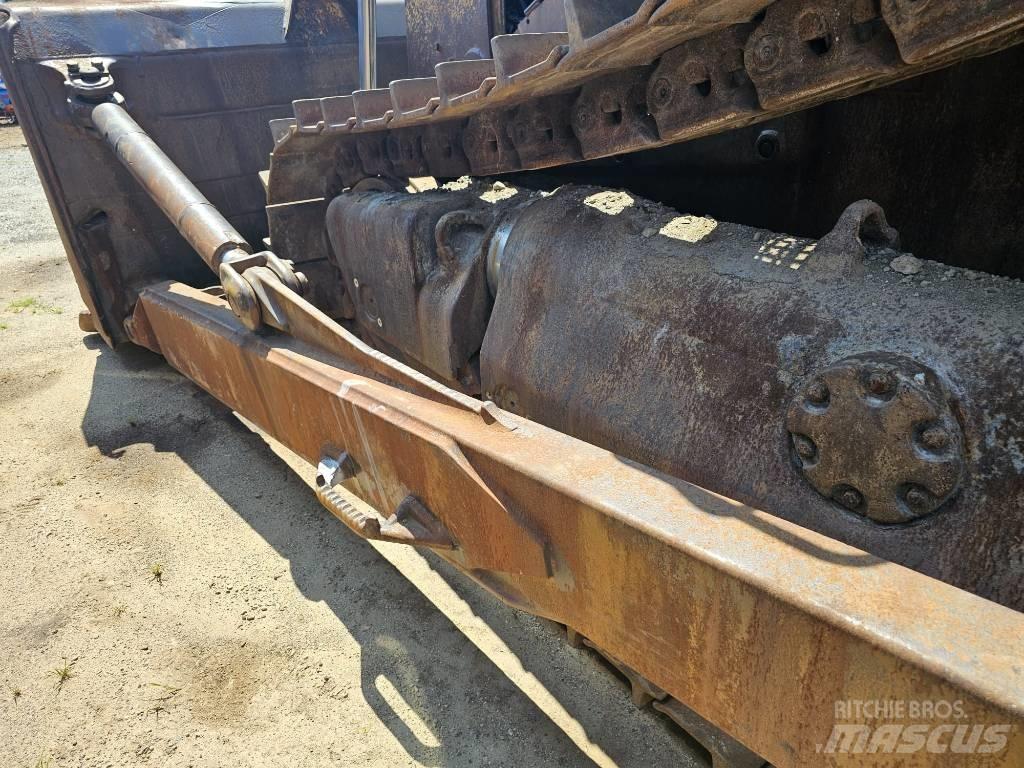 CAT D8N Crawler dozers