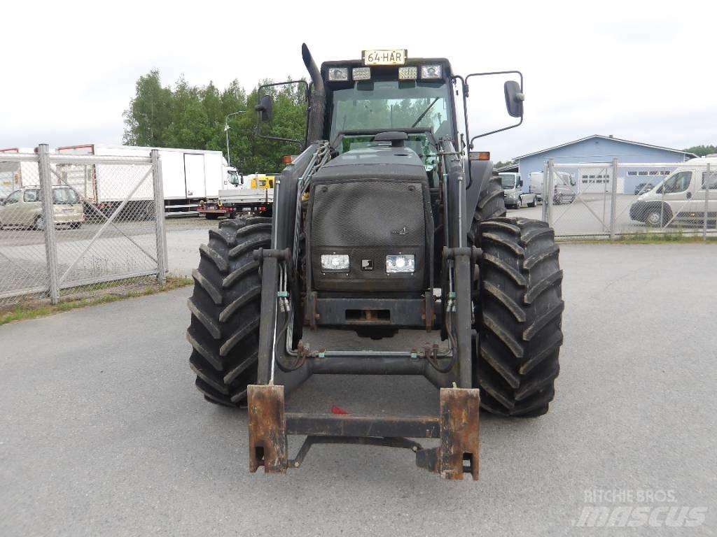 Valtra 8050 Tractors