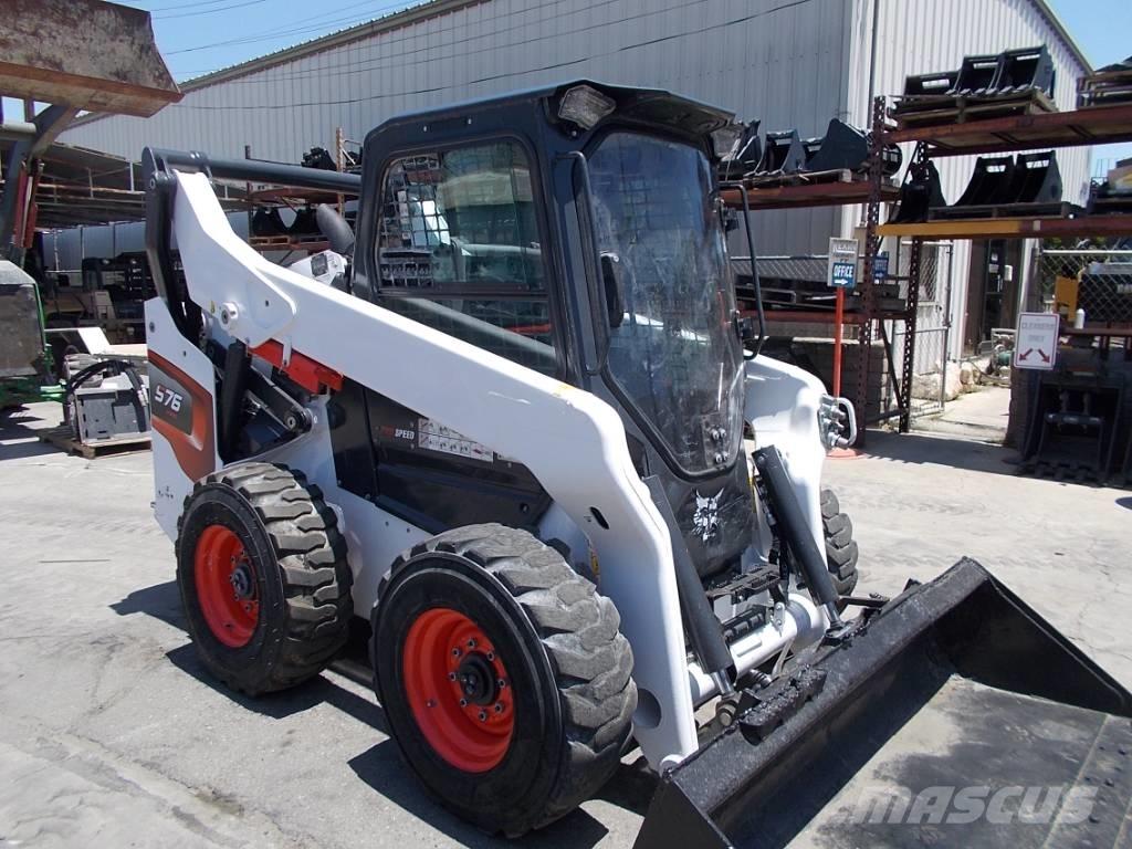 Bobcat S76 Skid steer loaders