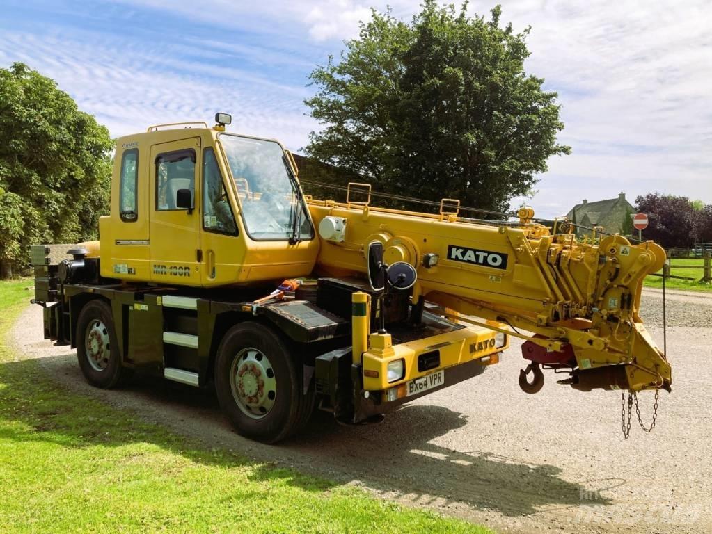 Kato MR 130R All terrain cranes