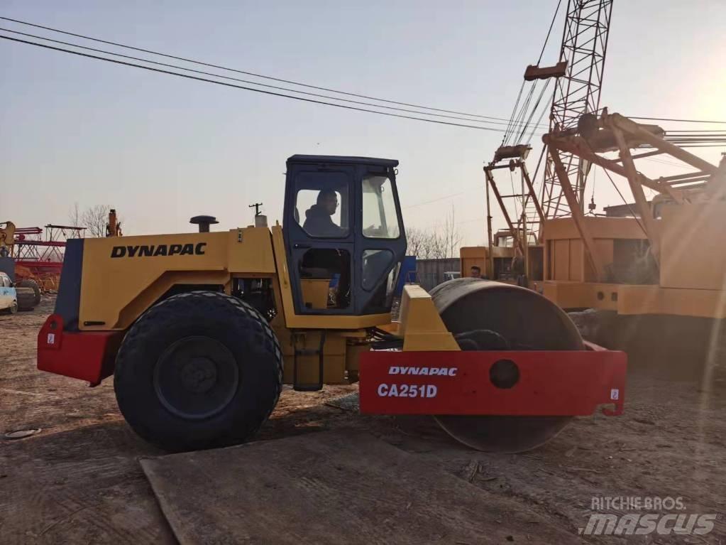 Dynapac CA251D Single drum rollers