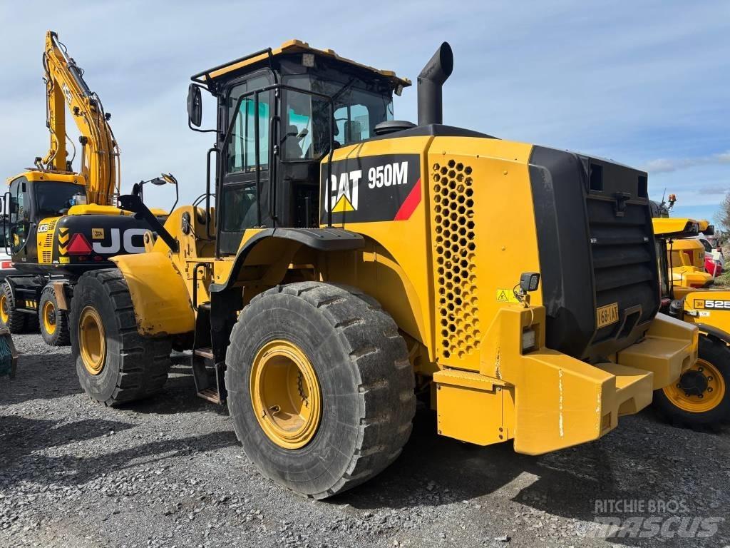 CAT 950M Wheel loaders
